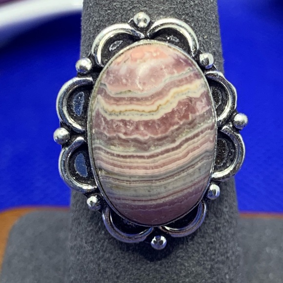 Banded Rhodochrosite Ring! .925 Sterling Silver Plated, Size 7.5 - Picture 5 of 10